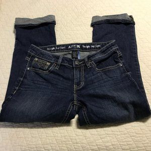 A.P.T.9- Straight Leg Capri-Size 2